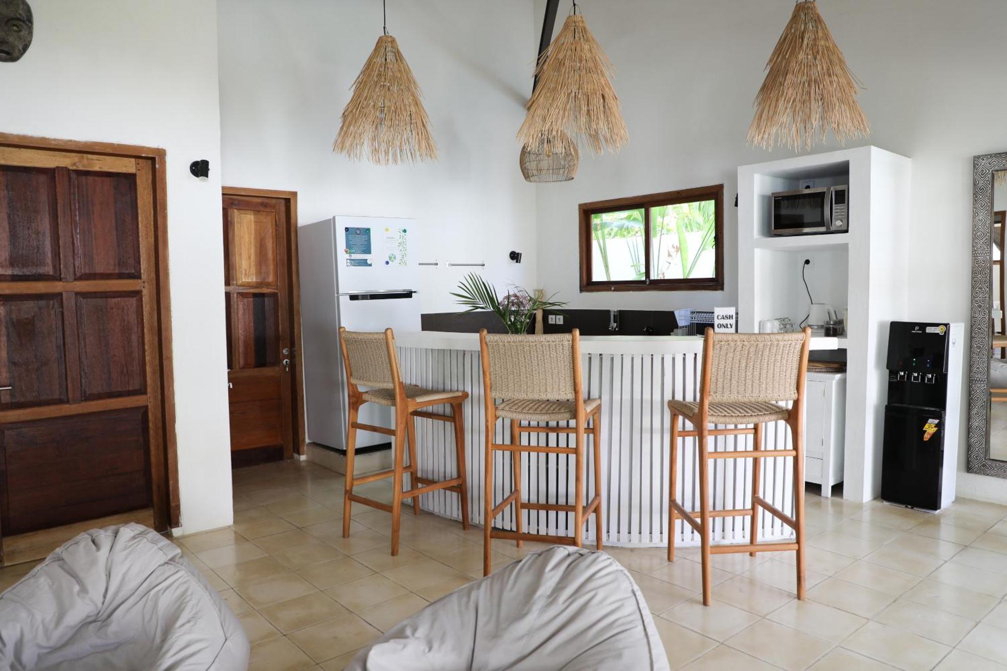 Villa Tom & Lucie Bingin Beach أُلُواتو المظهر الخارجي الصورة